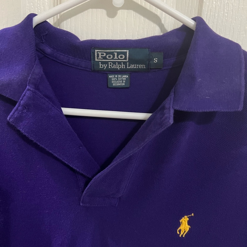 Purple short sleeve men’s polo, small